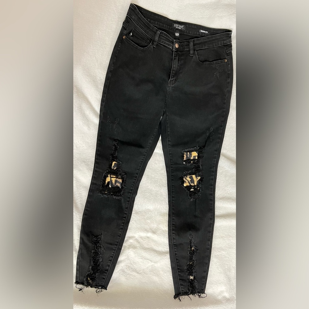 Leopard Distressed Jeans Judy Blue